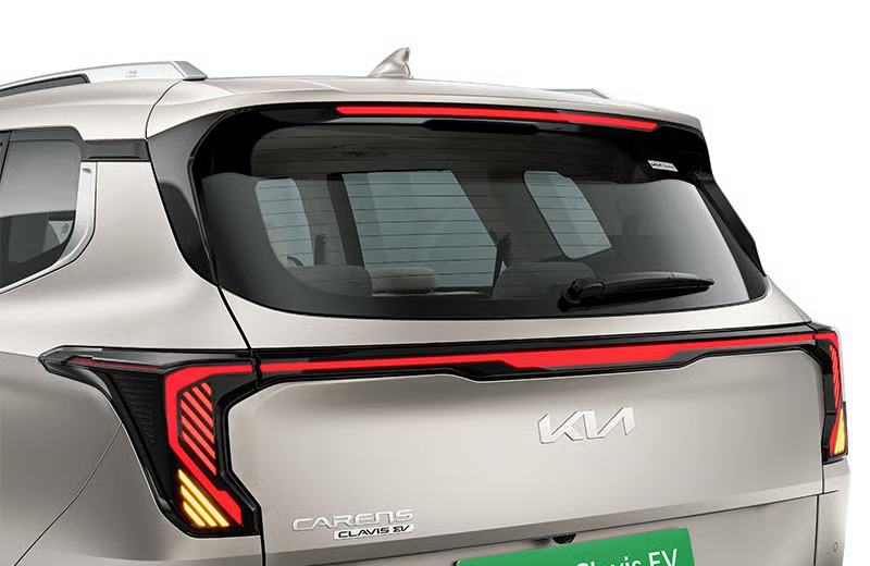 31.24cm (12.3)Curved Touchscreen Navigation